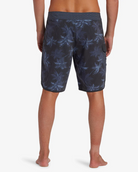 Billabong: 73 Pro 19" Boardshorts