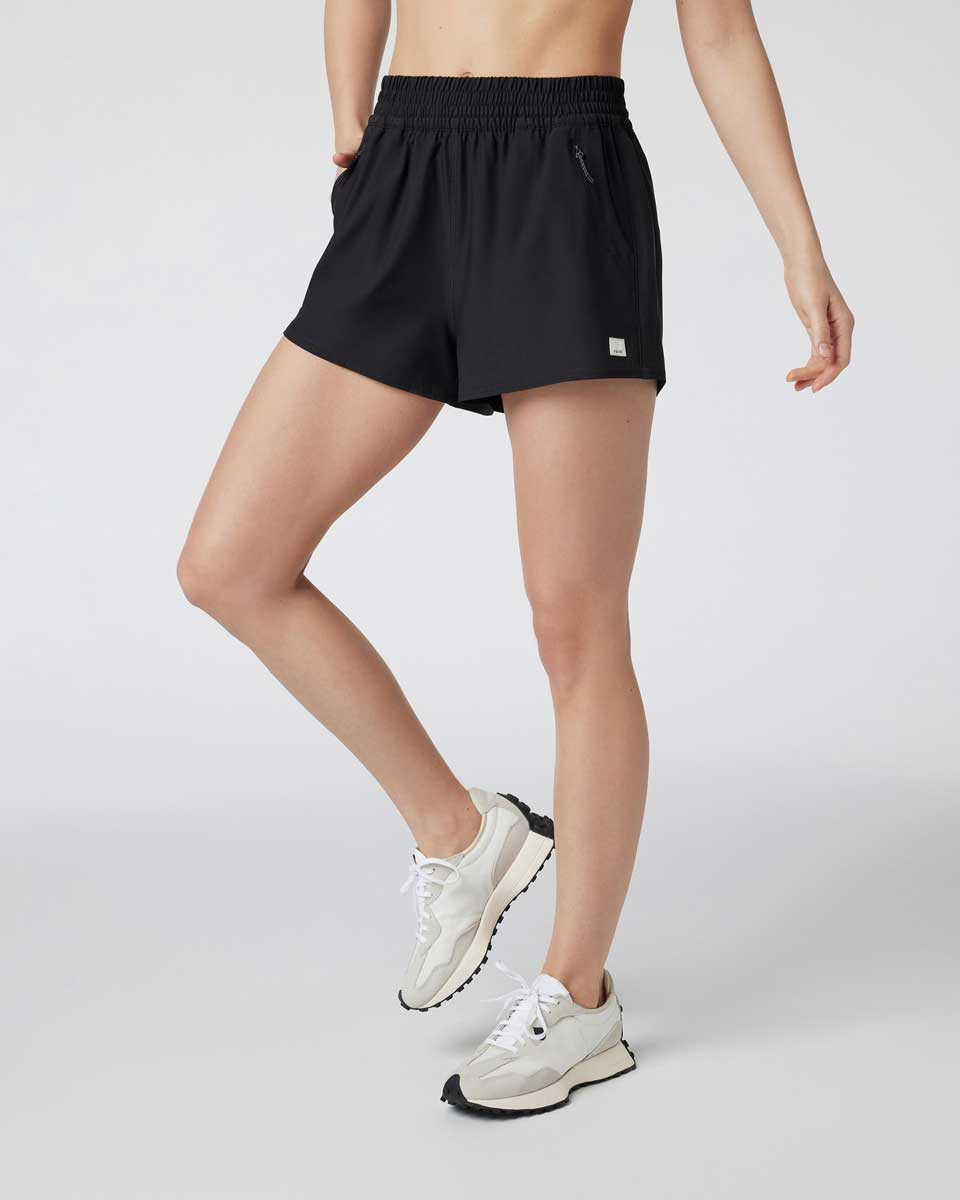 Vuori: Women's Dash Short 2.0